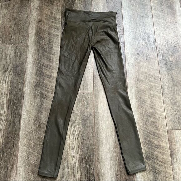 Spanx Olive Green Faux Leather Leggings Size Extra Small - Picture 12 of 14